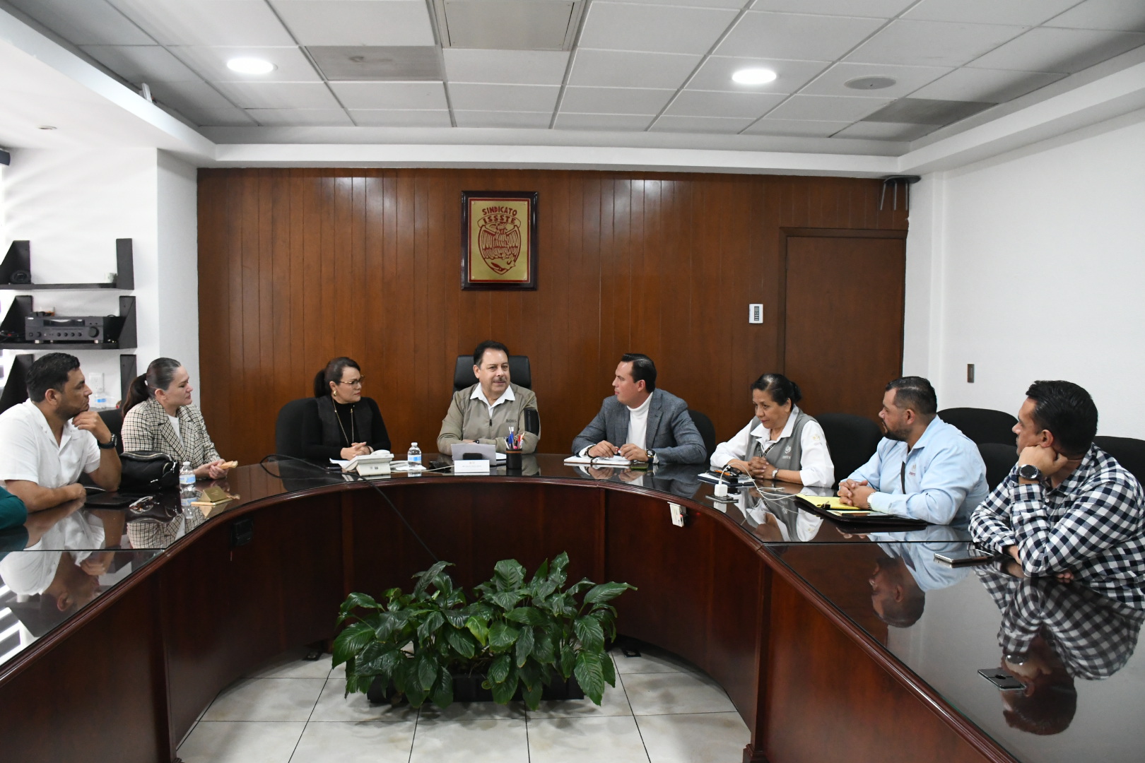 Visita de compañeras y compañeros de Jalisco, Sección XIX 