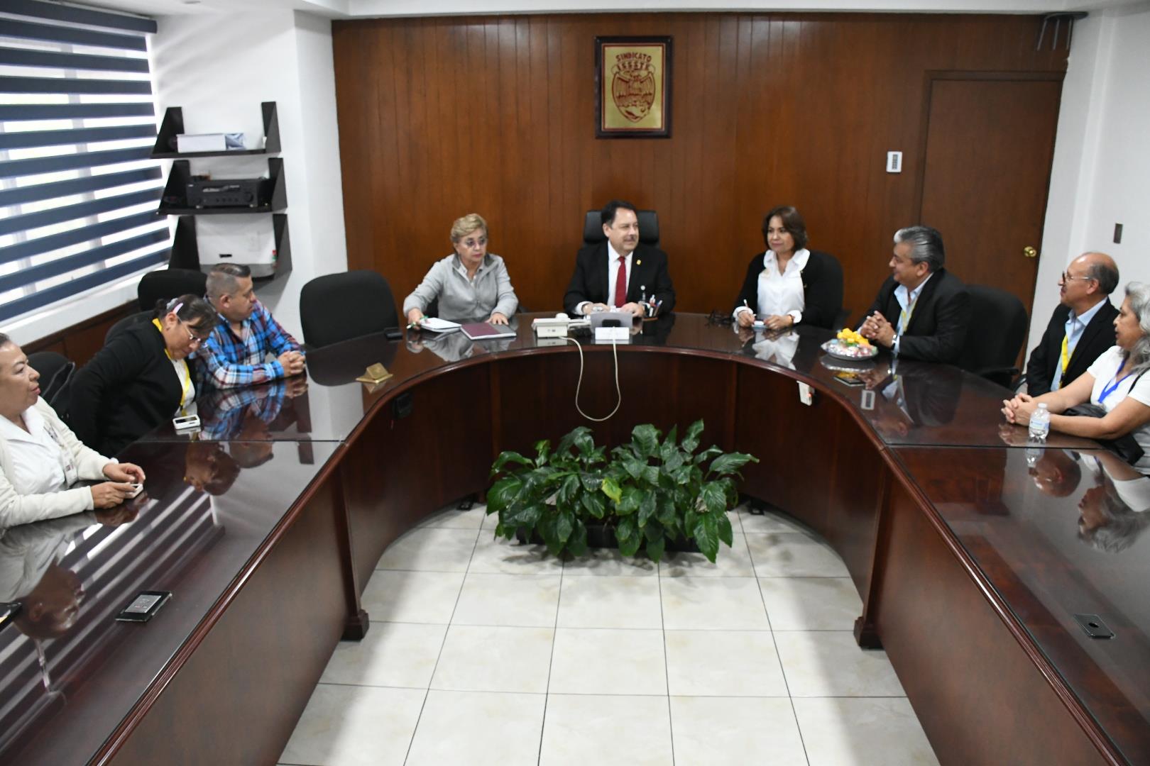 Recibimos a compañeras y compañeros del Hospital Regional Puebla, Sección XXIV