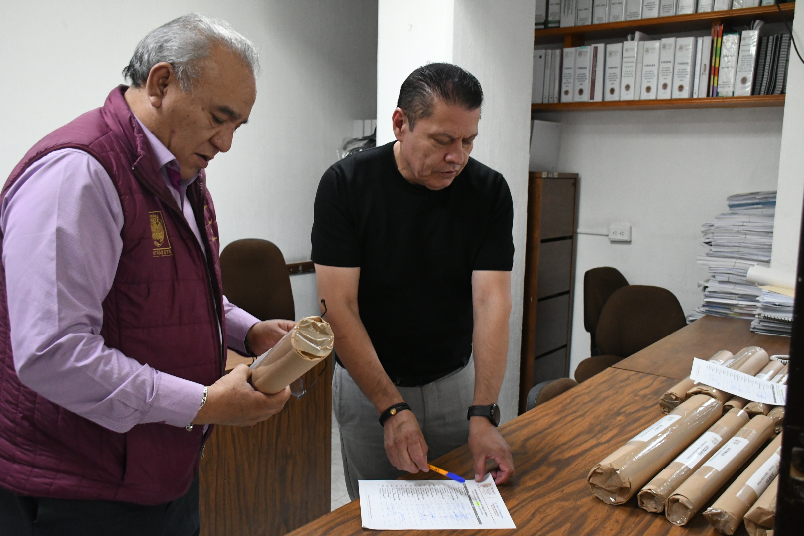 Entrega de Convocatorias a Secciones Sindicales de la Ciudad de México y Edo. Méx.