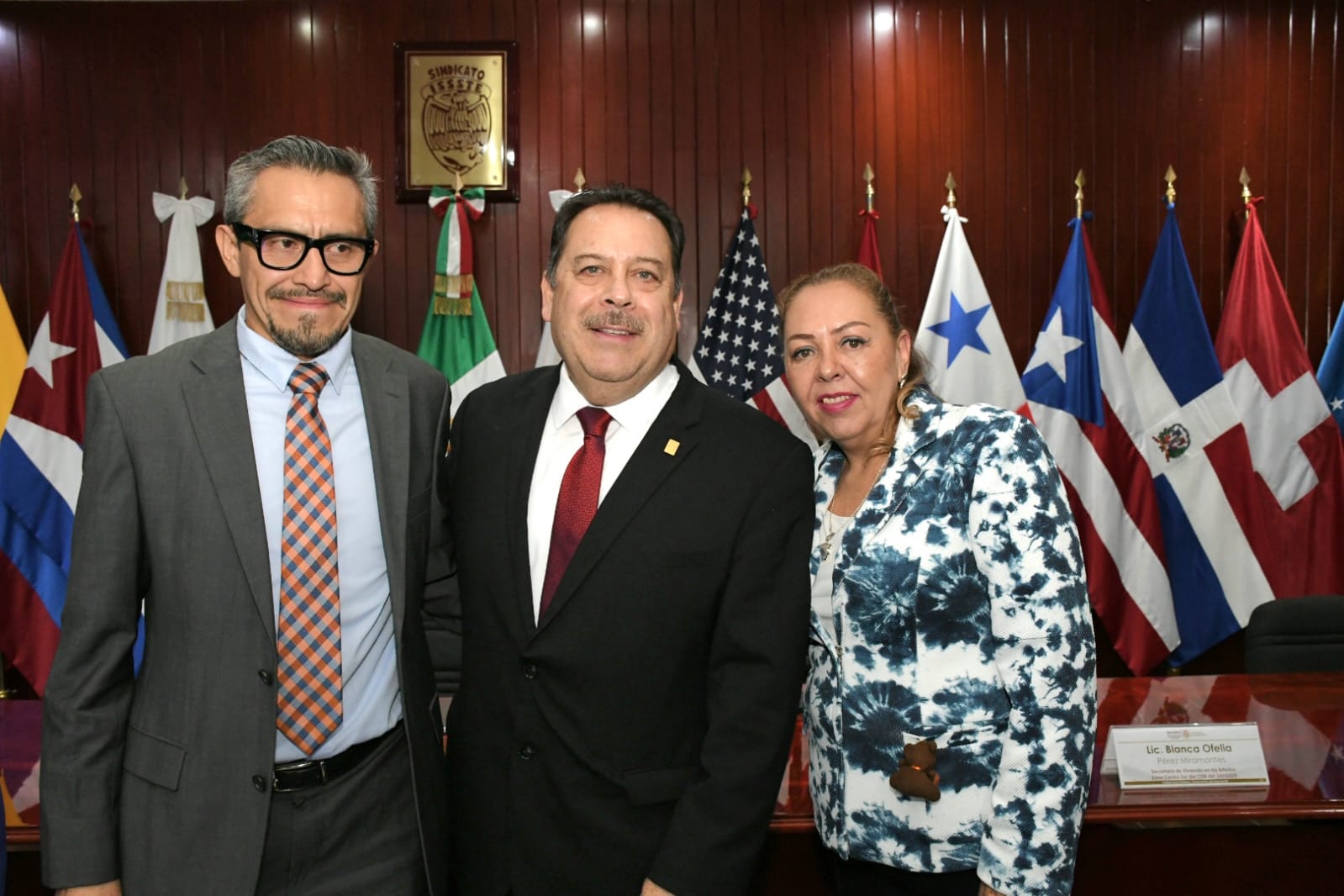 Visita de compañeras y compañeros de la Sección XLII, FOVISSSTE