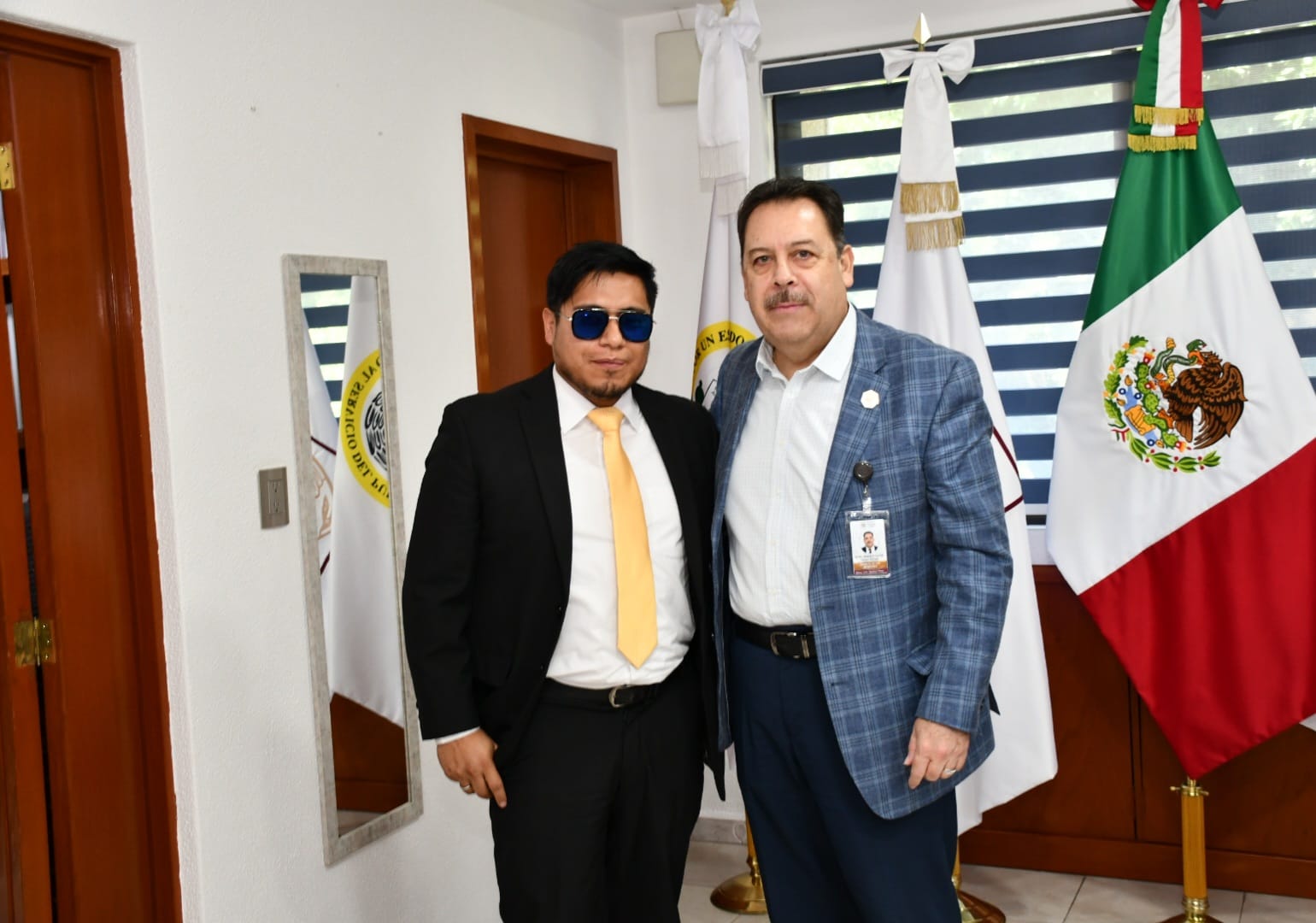 Visita de compañeros de la Sección IV, “Clínicas de Especialidad”