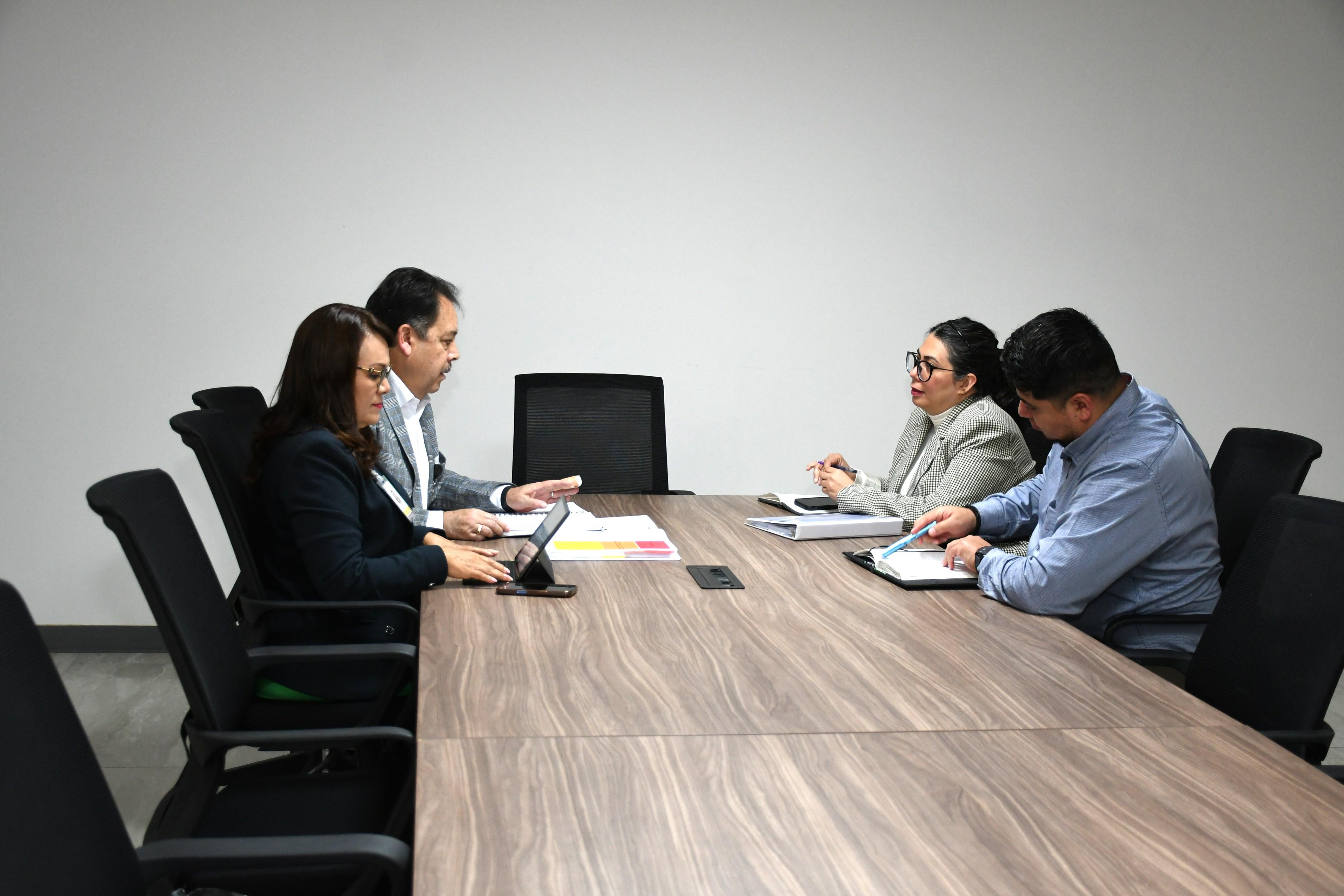 Acuerdo con la Subdirectora de Personal del ISSSTE