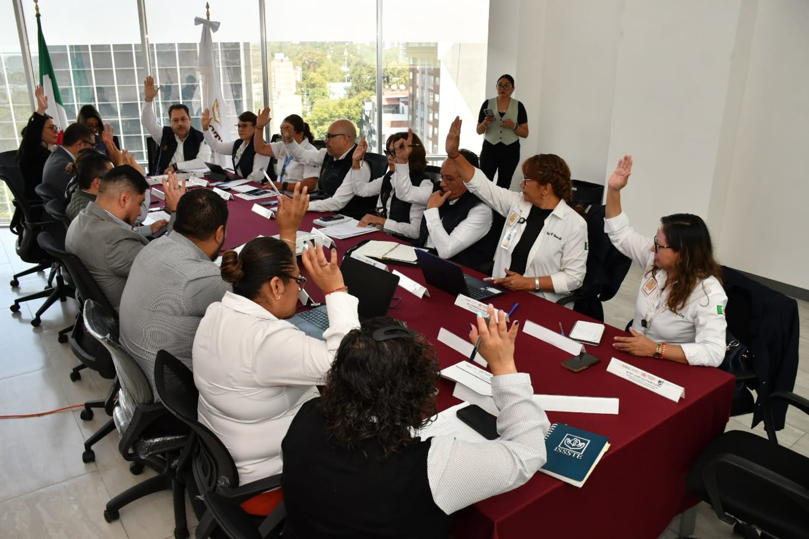  4a. Sesion Ordinaria de la Comosión Nacional Mixta de Planeación de Recursos Humanos