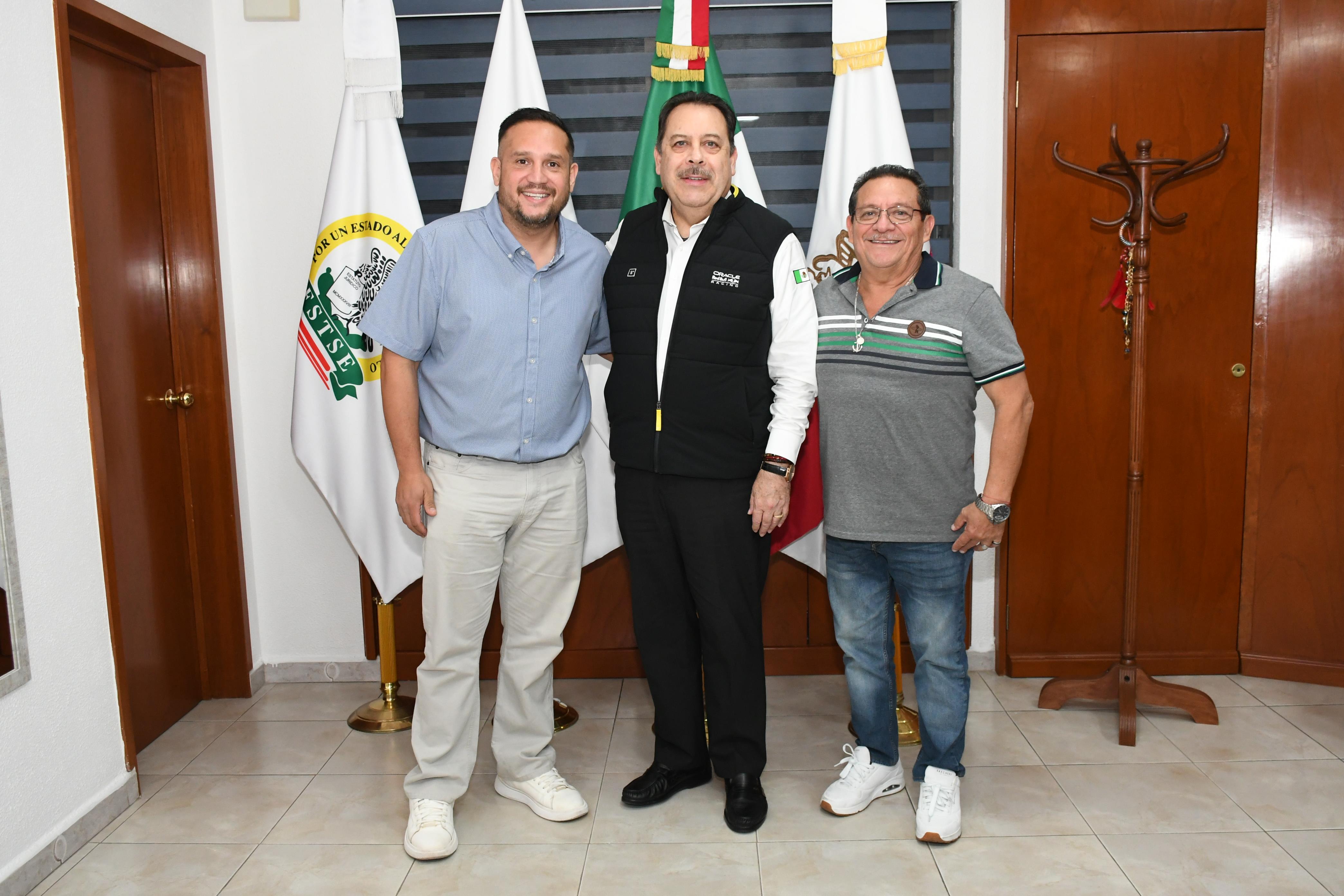 Visita de compañeros de Yucatan