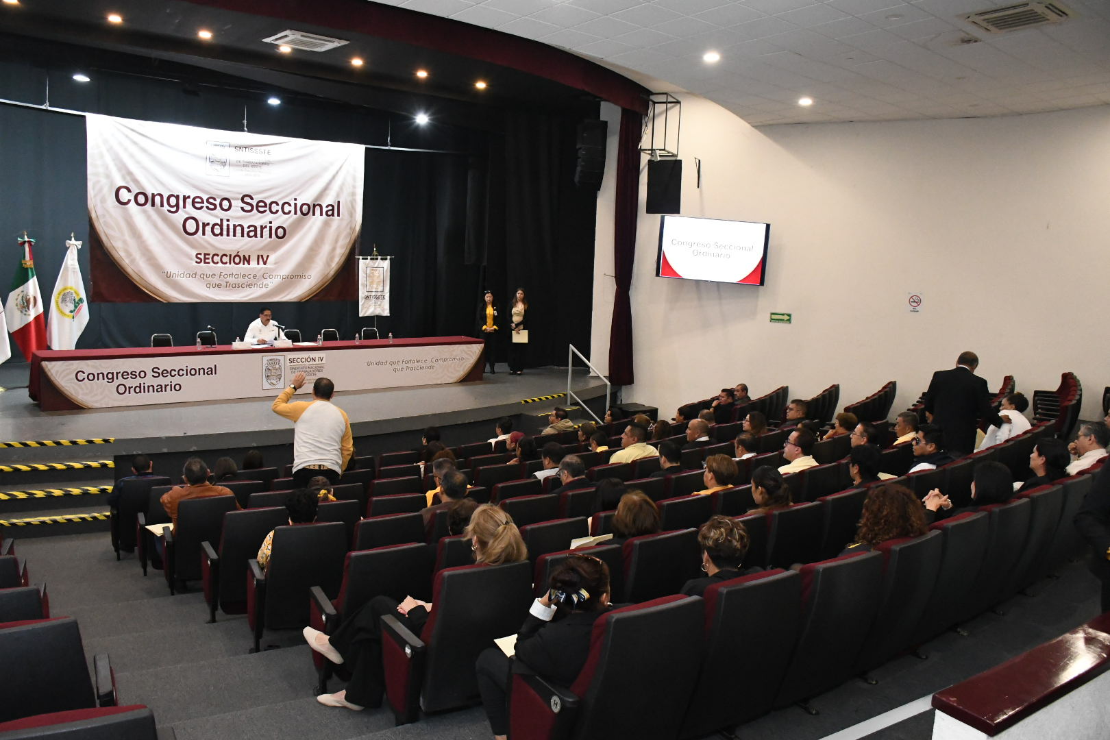 XIX Congreso Seccional Ordinario, Sección IV, “Clínicas de Especialidades” 