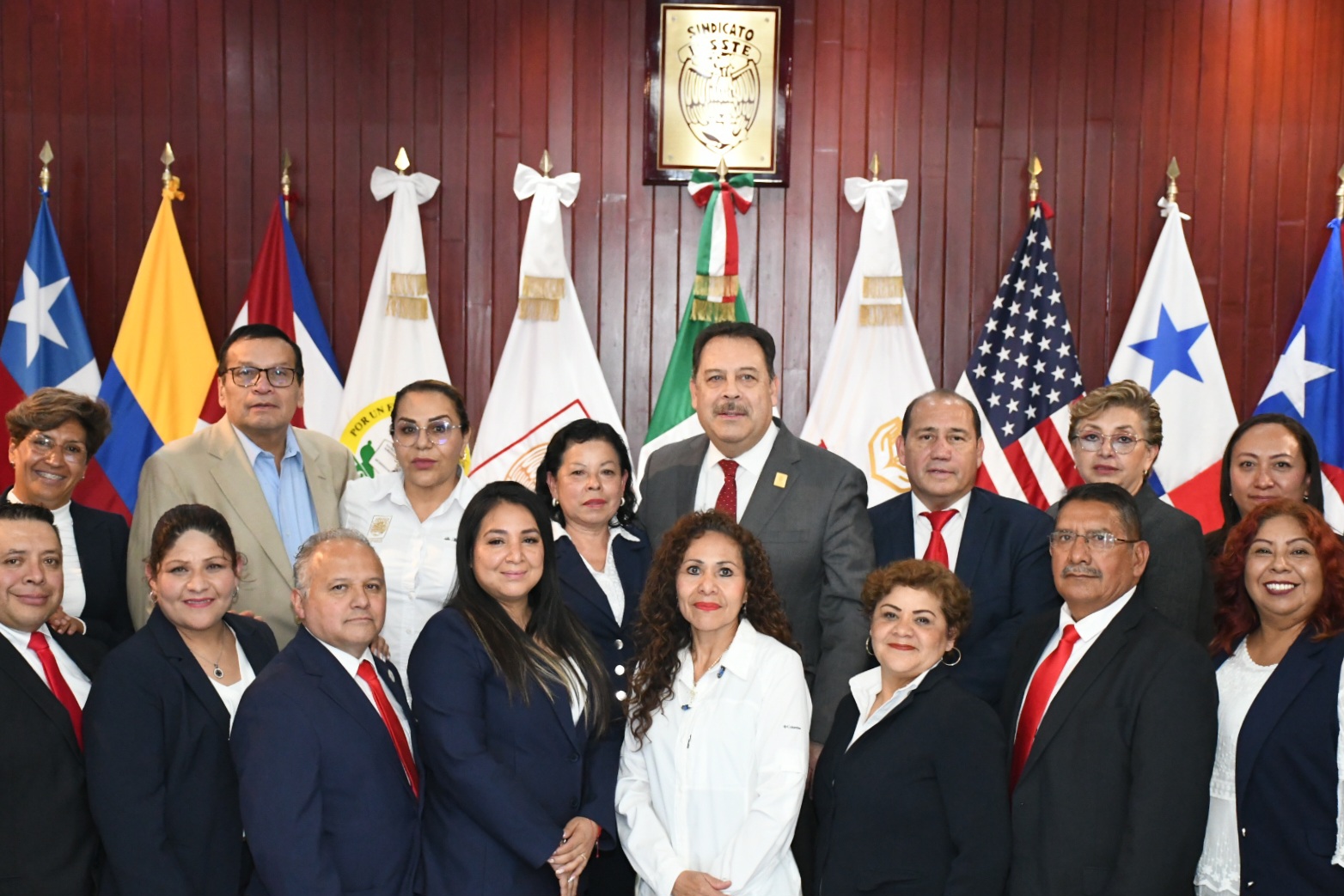Salutación de la Sección I, Oficinas Centrales