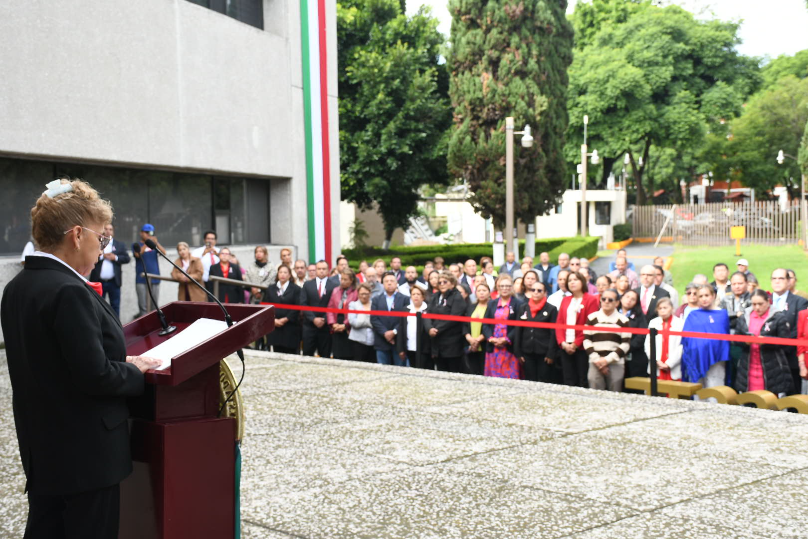Ceremonia de Izamiento de Bandera