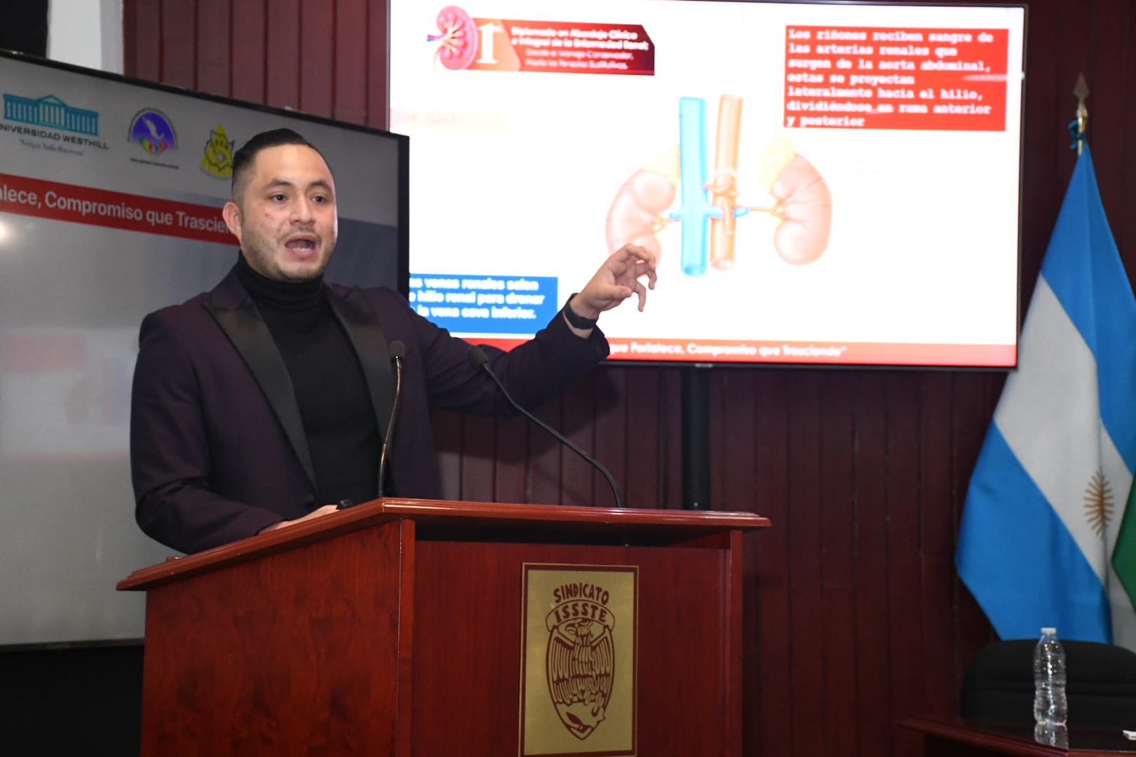  Inauguración "1er Diplomado Abordaje Clínico Enfermedad Renal"