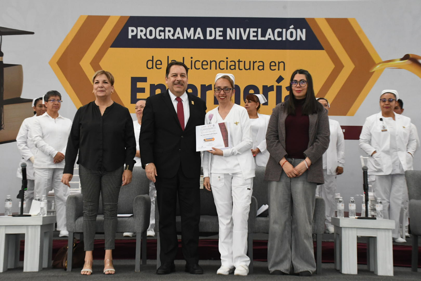 Ceremonia de Clausura del Programa de Nivelación de la Licenciatura en Enfermería