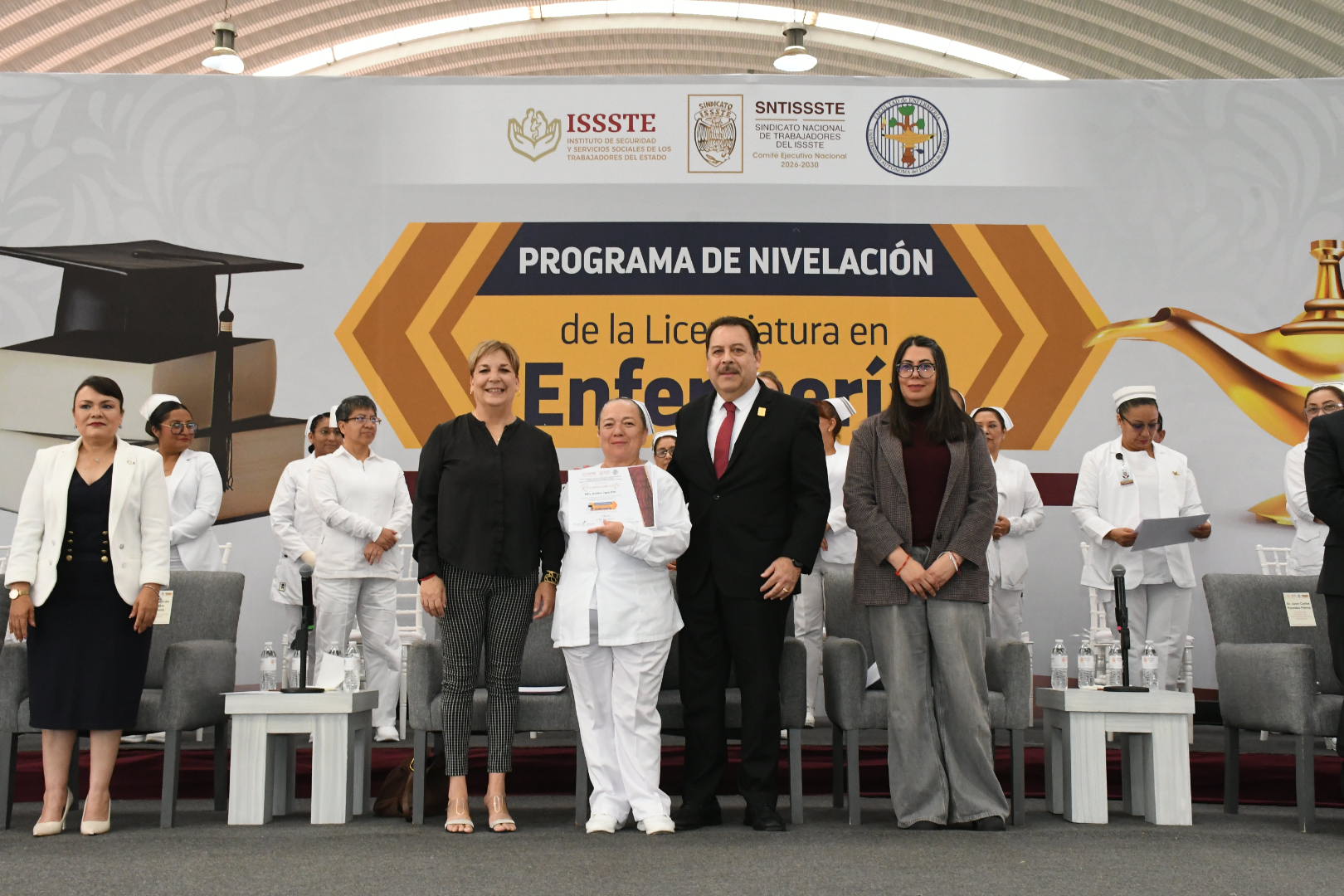 Ceremonia de Clausura del Programa de Nivelación de la Licenciatura en Enfermería