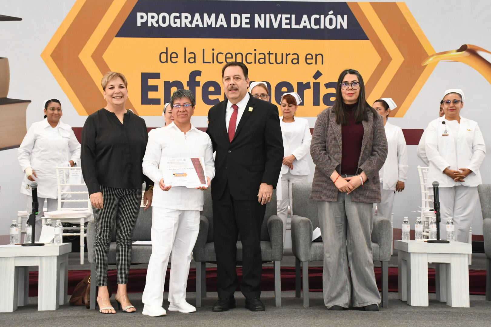Ceremonia de Clausura del Programa de Nivelación de la Licenciatura en Enfermería