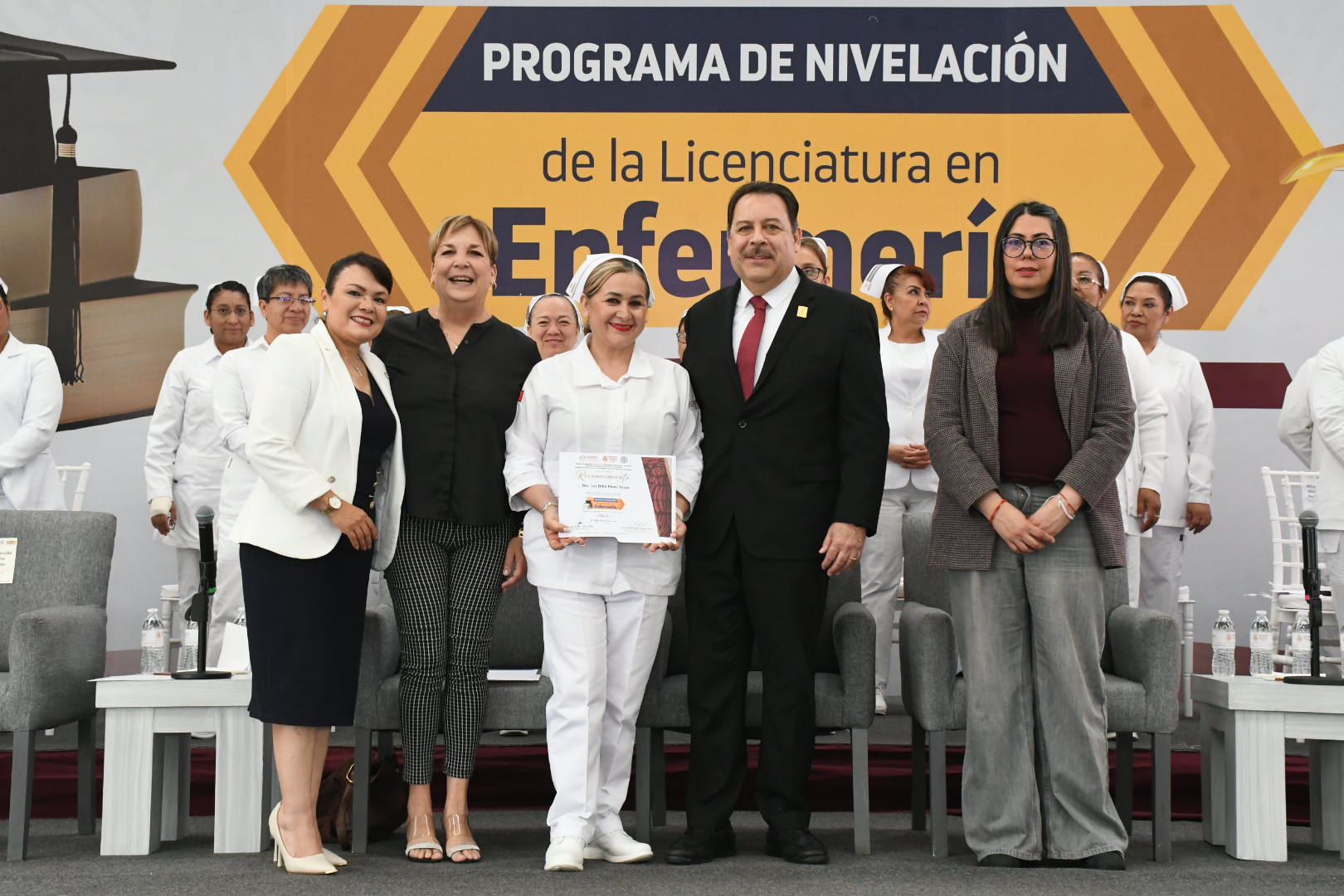 Ceremonia de Clausura del Programa de Nivelación de la Licenciatura en Enfermería