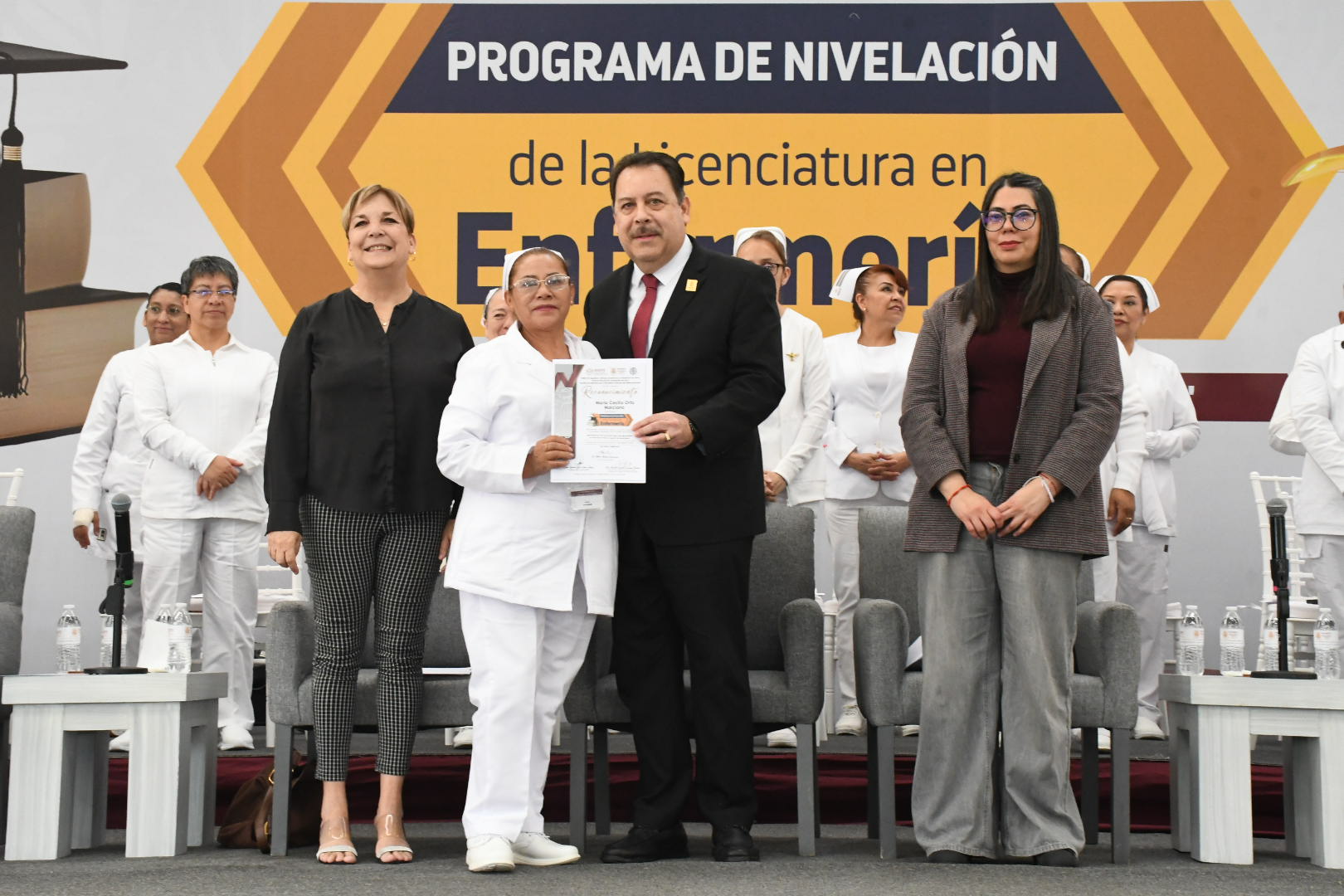 Ceremonia de Clausura del Programa de Nivelación de la Licenciatura en Enfermería