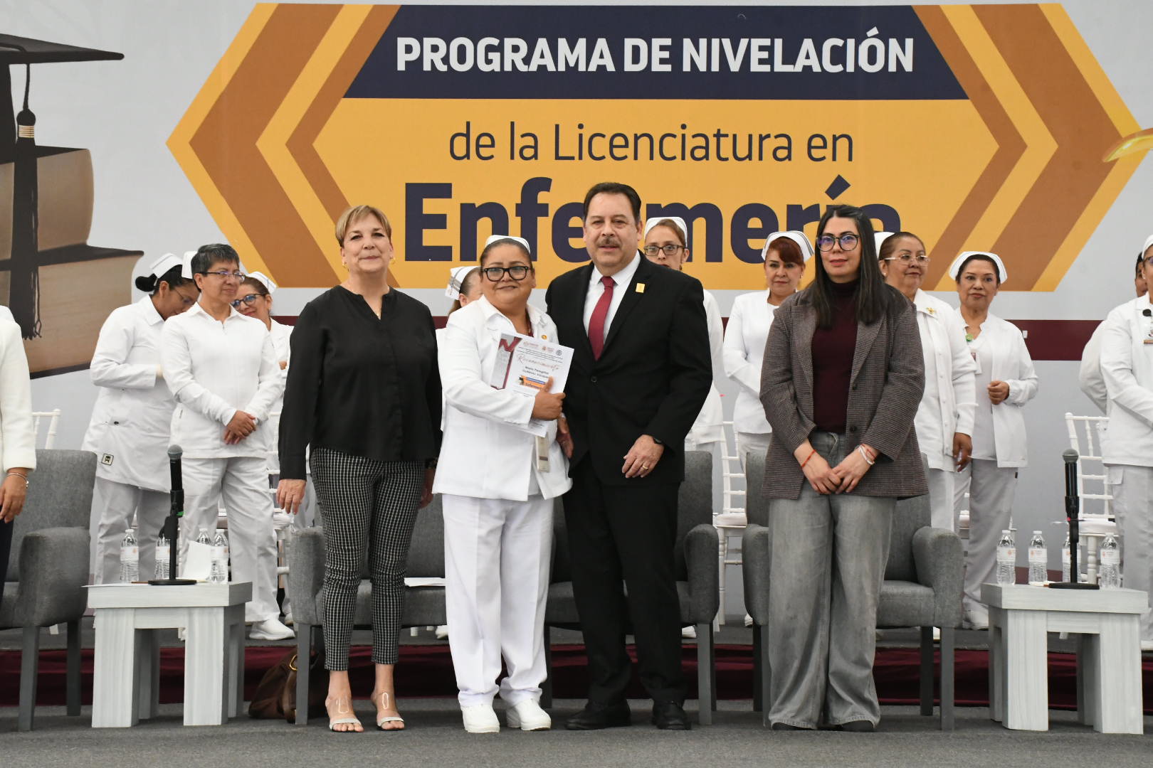 Ceremonia de Clausura del Programa de Nivelación de la Licenciatura en Enfermería