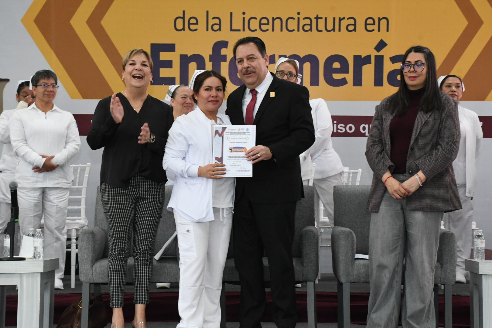Ceremonia de Clausura del Programa de Nivelación de la Licenciatura en Enfermería