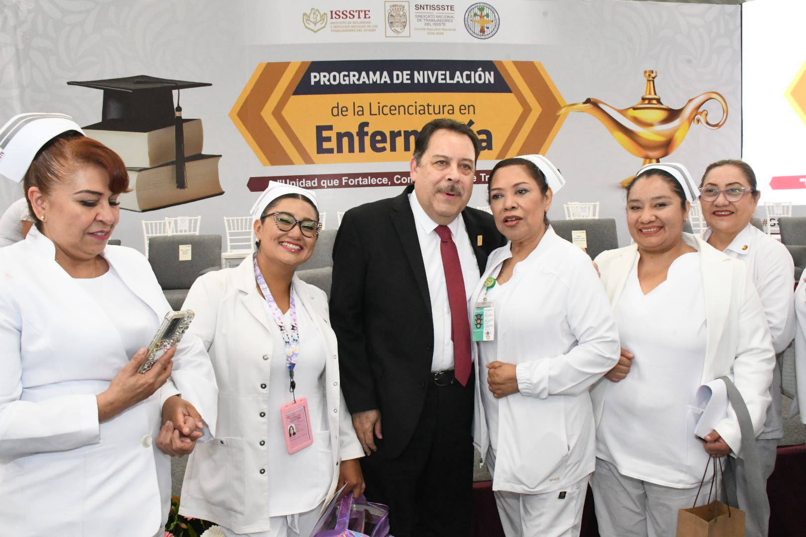 Programa de Nivelación de la Licenciatura en Enfermería, Clausura 