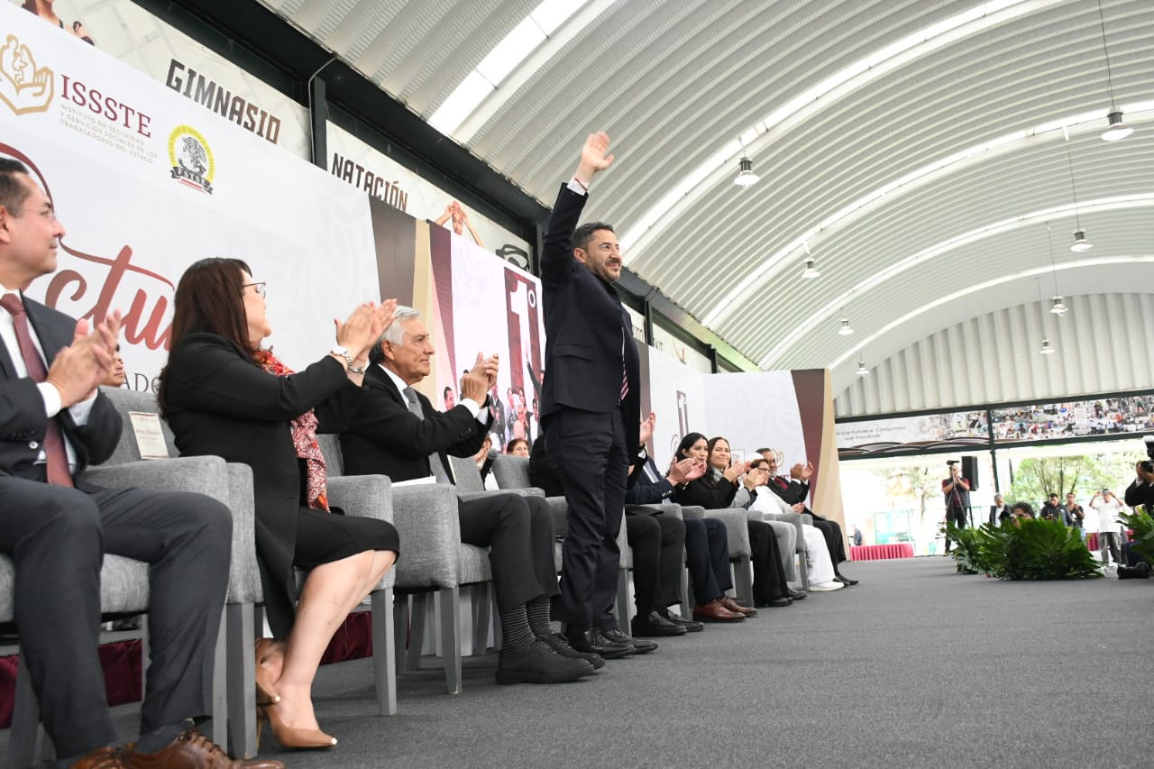  1° Octubre, "Día del Trabajadore del ISSSTE" Ceremonía de Entrega de Reconocimientos por años de Servicio