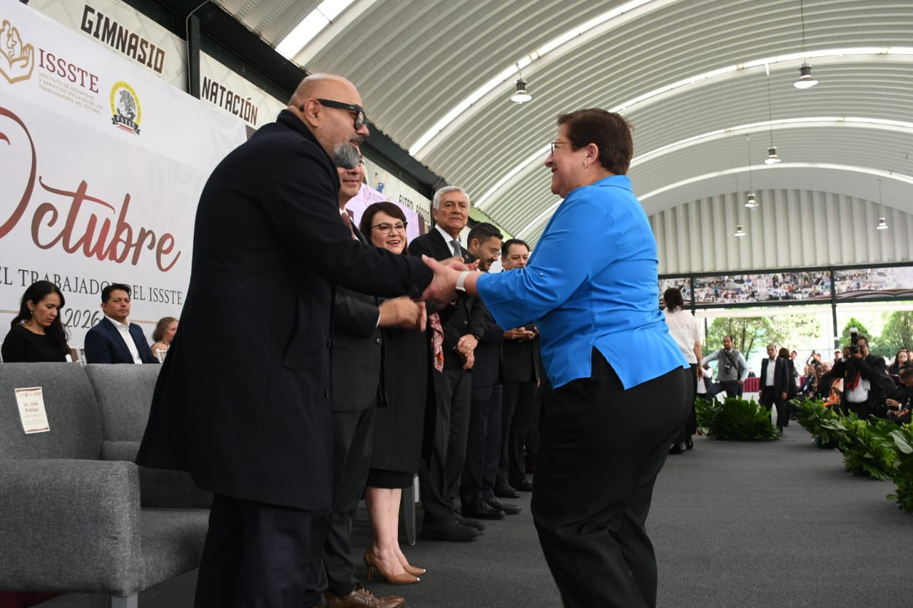  1° Octubre, "Día del Trabajadore del ISSSTE" Ceremonía de Entrega de Reconocimientos por años de Servicio
