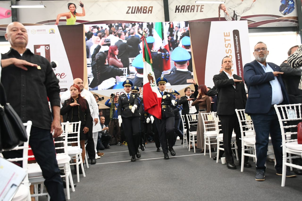  1° Octubre, "Día del Trabajadore del ISSSTE" Ceremonía de Entrega de Reconocimientos por años de Servicio