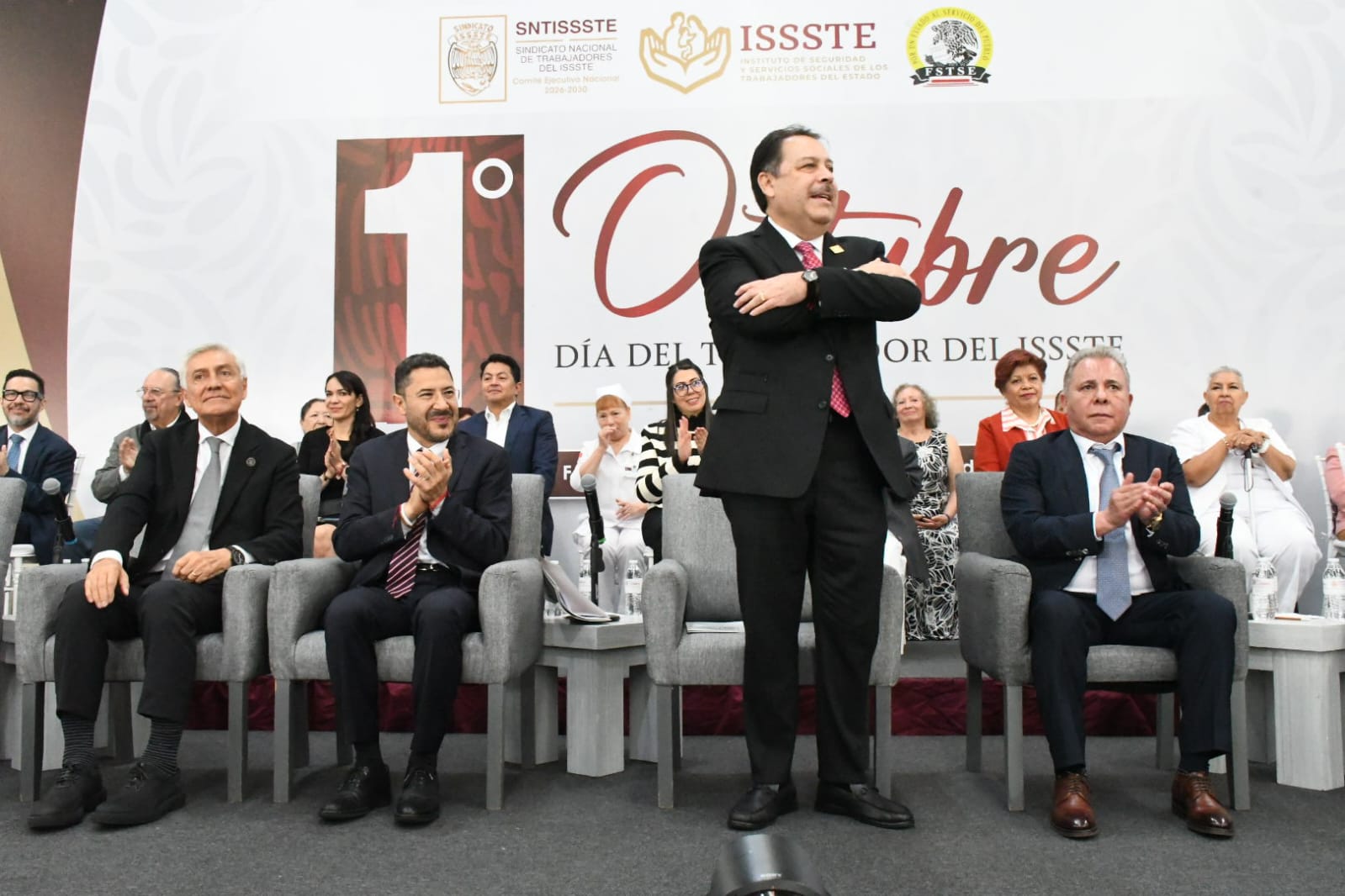  1° Octubre, "Día del Trabajadore del ISSSTE" Ceremonía de Entrega de Reconocimientos por años de Servicio