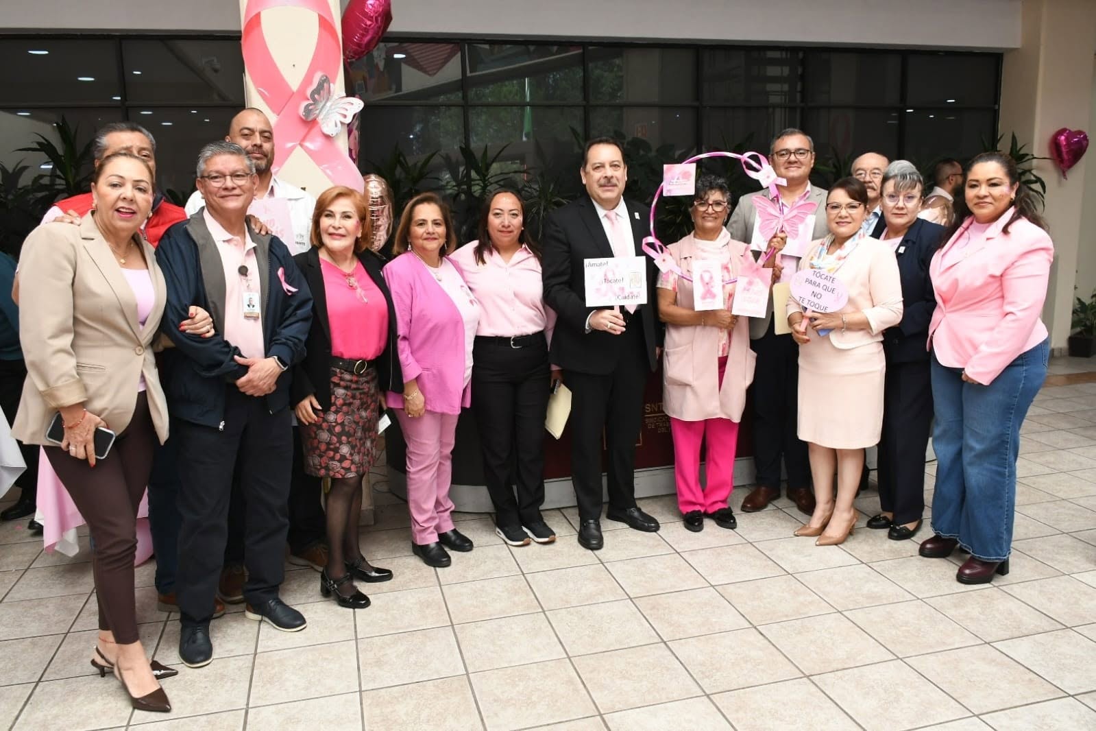 Jornada Académica Especial "Día Internacional de la Lucha contra el Cáncer de Mama", Mano con mano, esperanza de vida